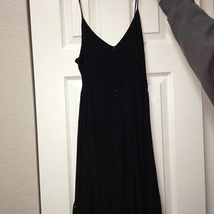 Spaghetti strap black flowy dress